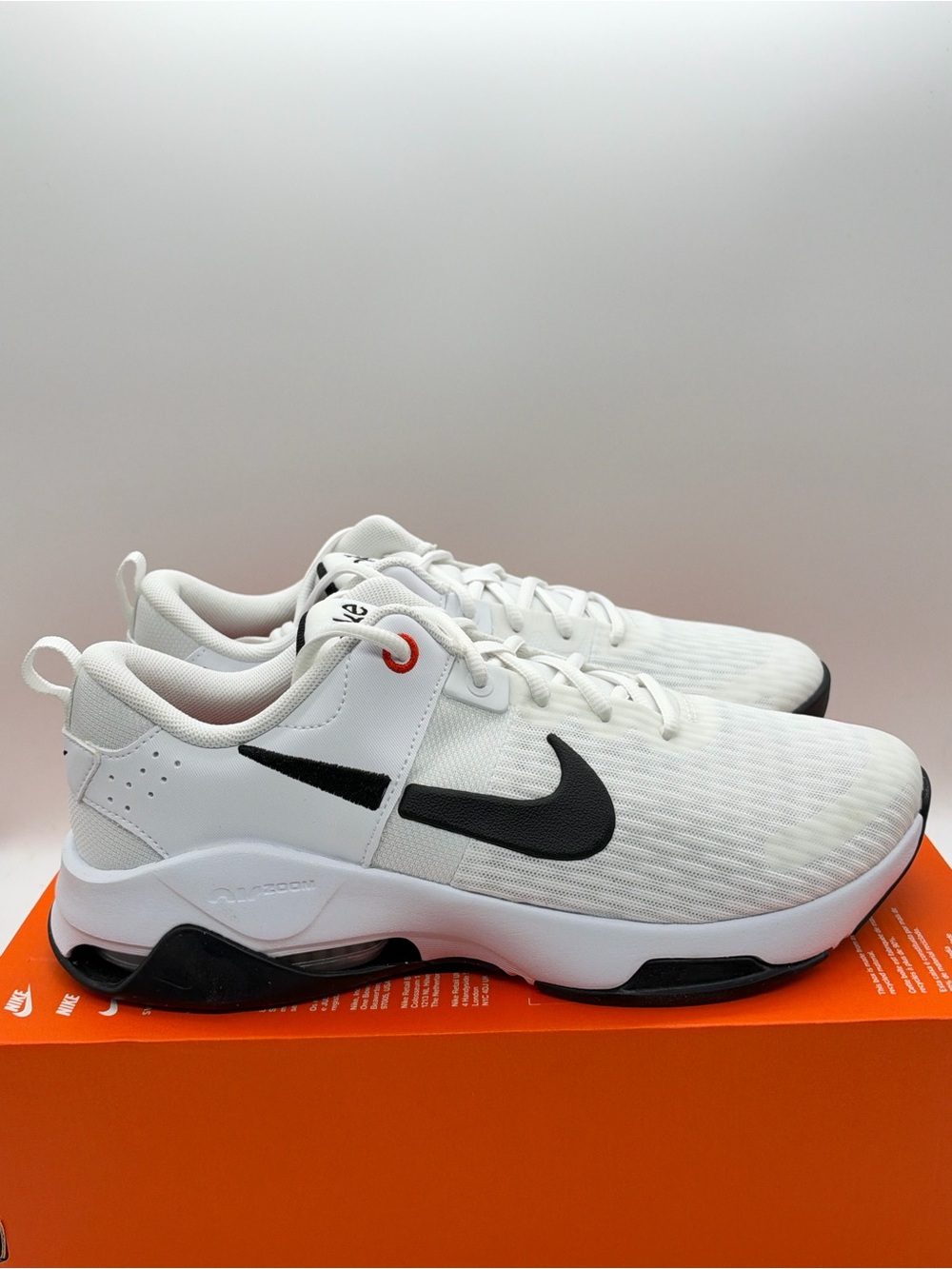 Nike Zoom Bella 6 White Black DR5720-102 Women’s Size 11.5